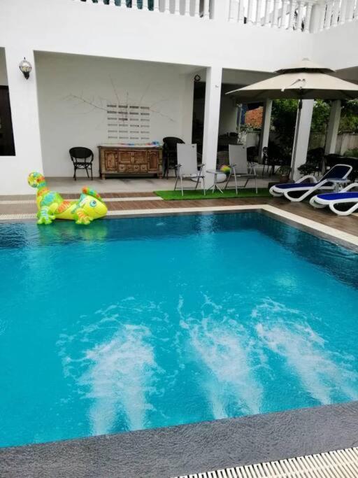 Melaka Private Pool Villa Kampong Lereh Exterior photo